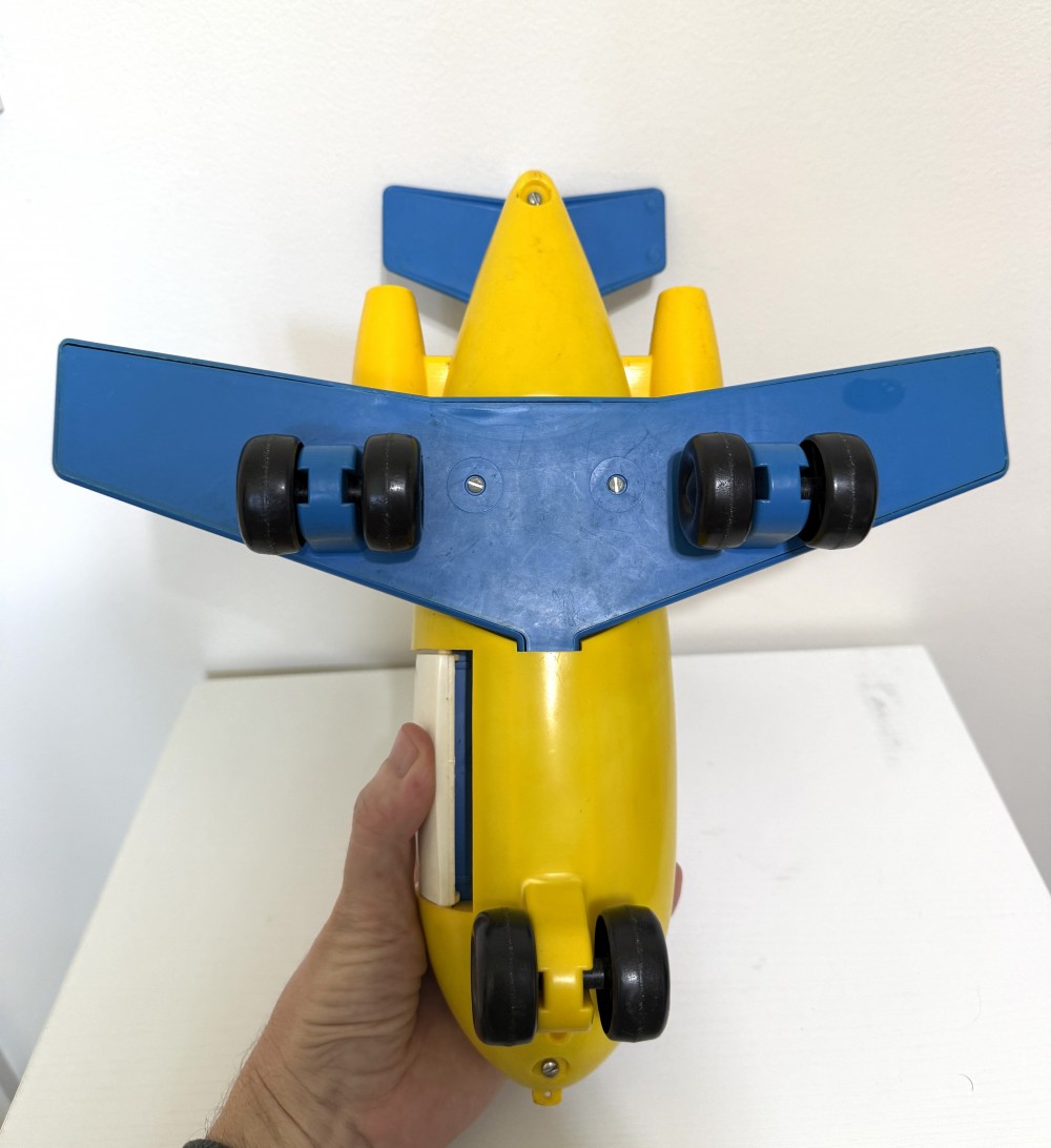 Fisher price little people jet plane