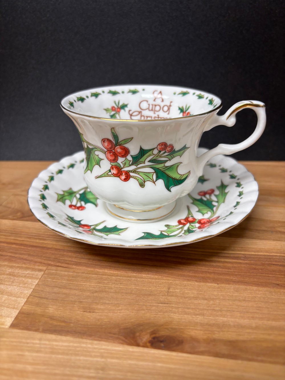 A Cup of Christmas Tea Fine Bone China Cup & Saucer Holly Berry Christmas 1992