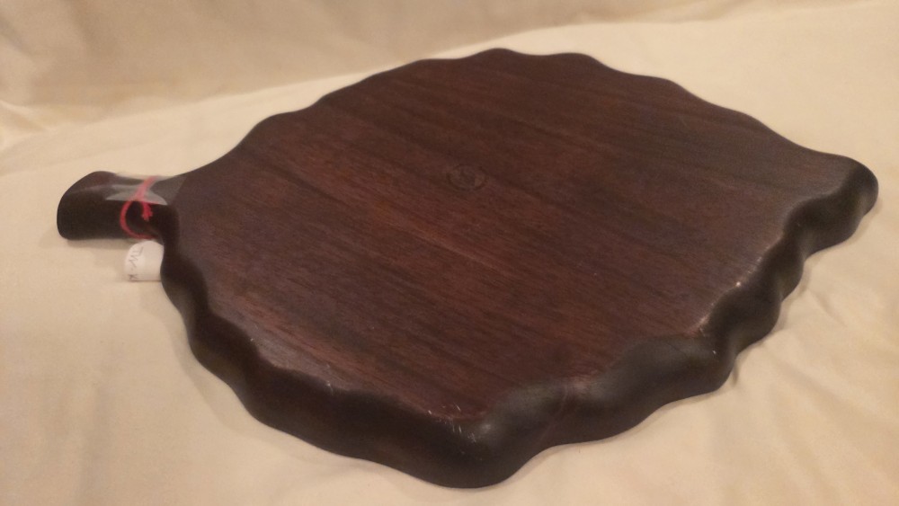KP-431 vtg hand carved leaf tray