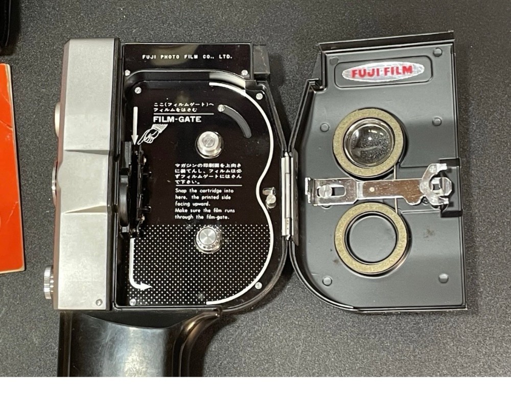 Camera Fujica Single-8 P1 8mm Movie Camera with Case & Original Owner's Manual 1966