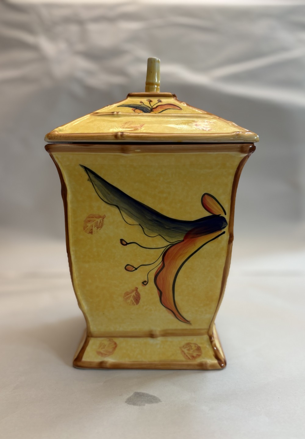 Vintage Bamboo Rooster Ceramic Kitchen Canister with Lid