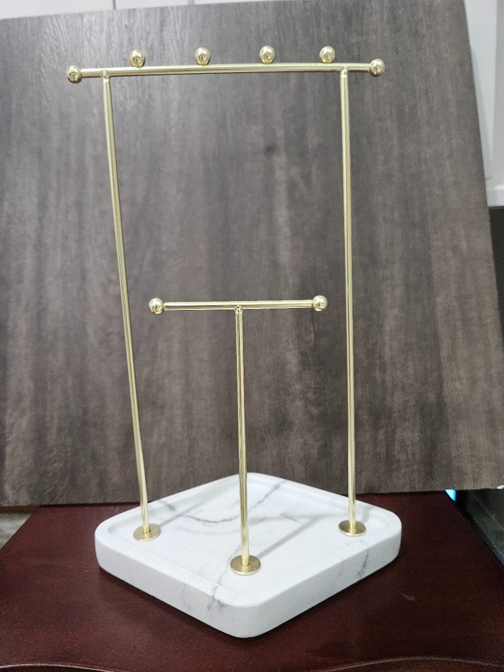 Necklace display