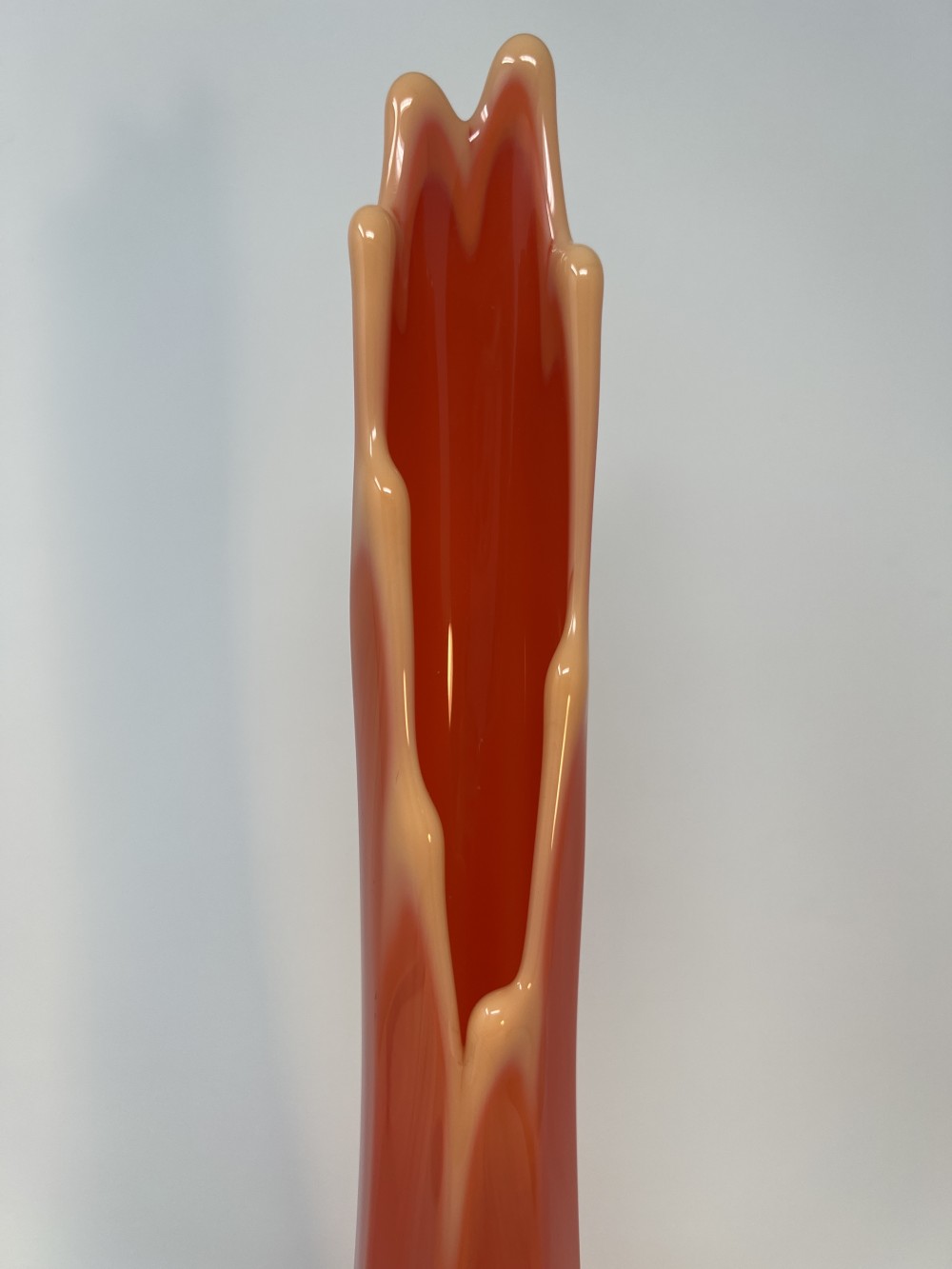 L.E. Smith Bittersweet 8-Panel Swung Vase