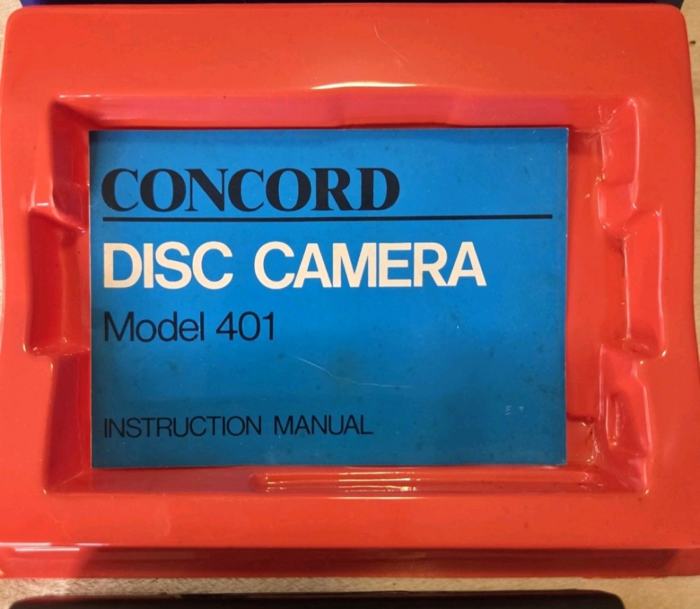 VTG 1980s Concord 401 Disc Camera Untested With Box & Manual. Untested.