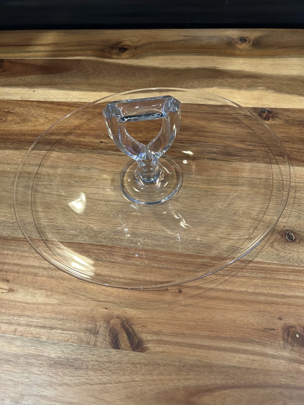 Cambridge Glass Yeoman Pattern Center Handle Tidbit Tray - see pics