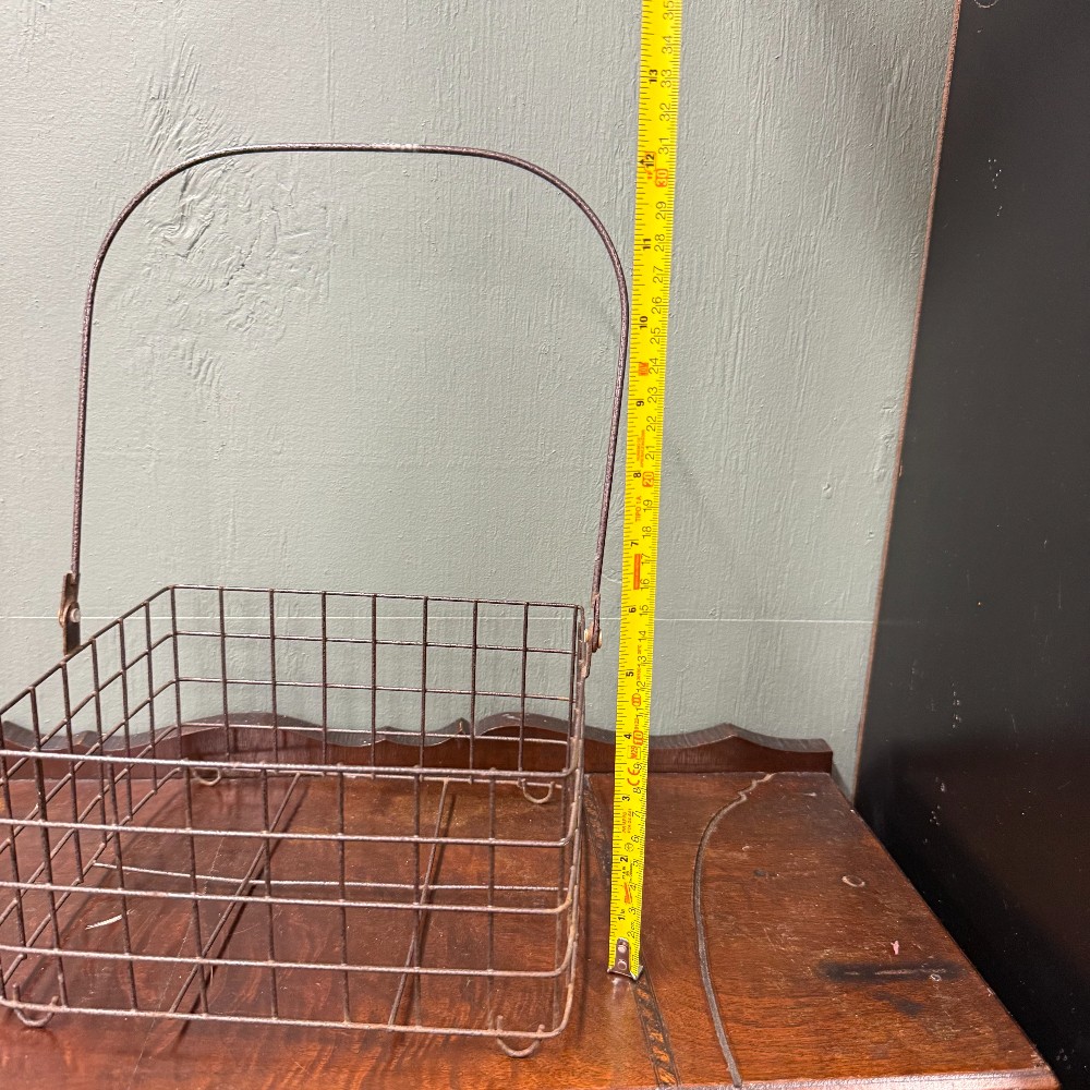 Wire Basket with Swing Handle