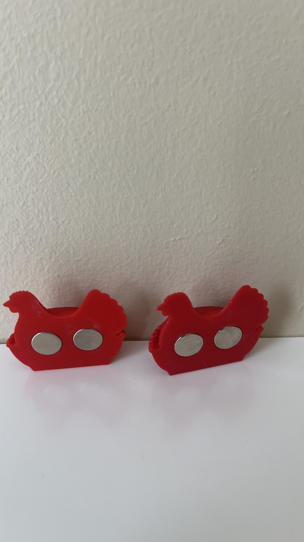 Plastic RED “Hen on Nest” Frig Magnet