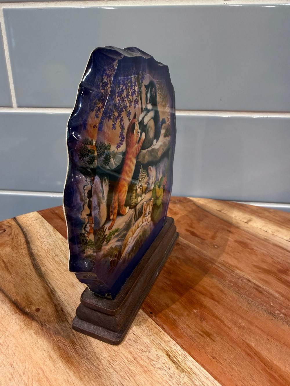 Vtg. Resin Bradford Exchange Plaque