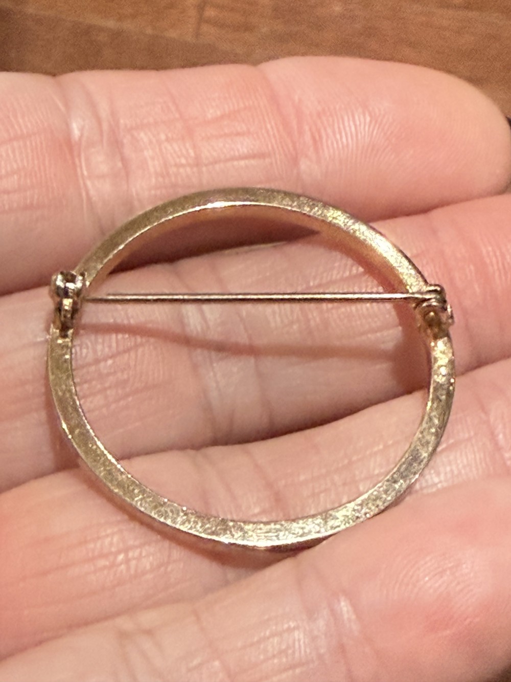 Vintage Gold Circle Brooch Pin