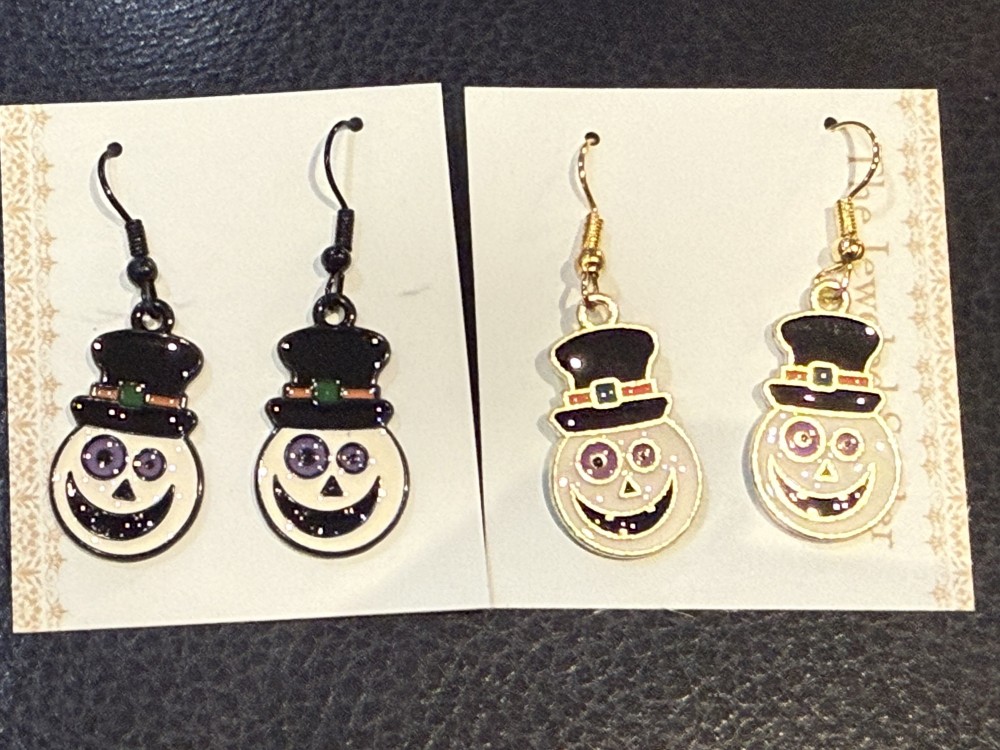Earrings - Ghosts Wearing Hats - Halloween