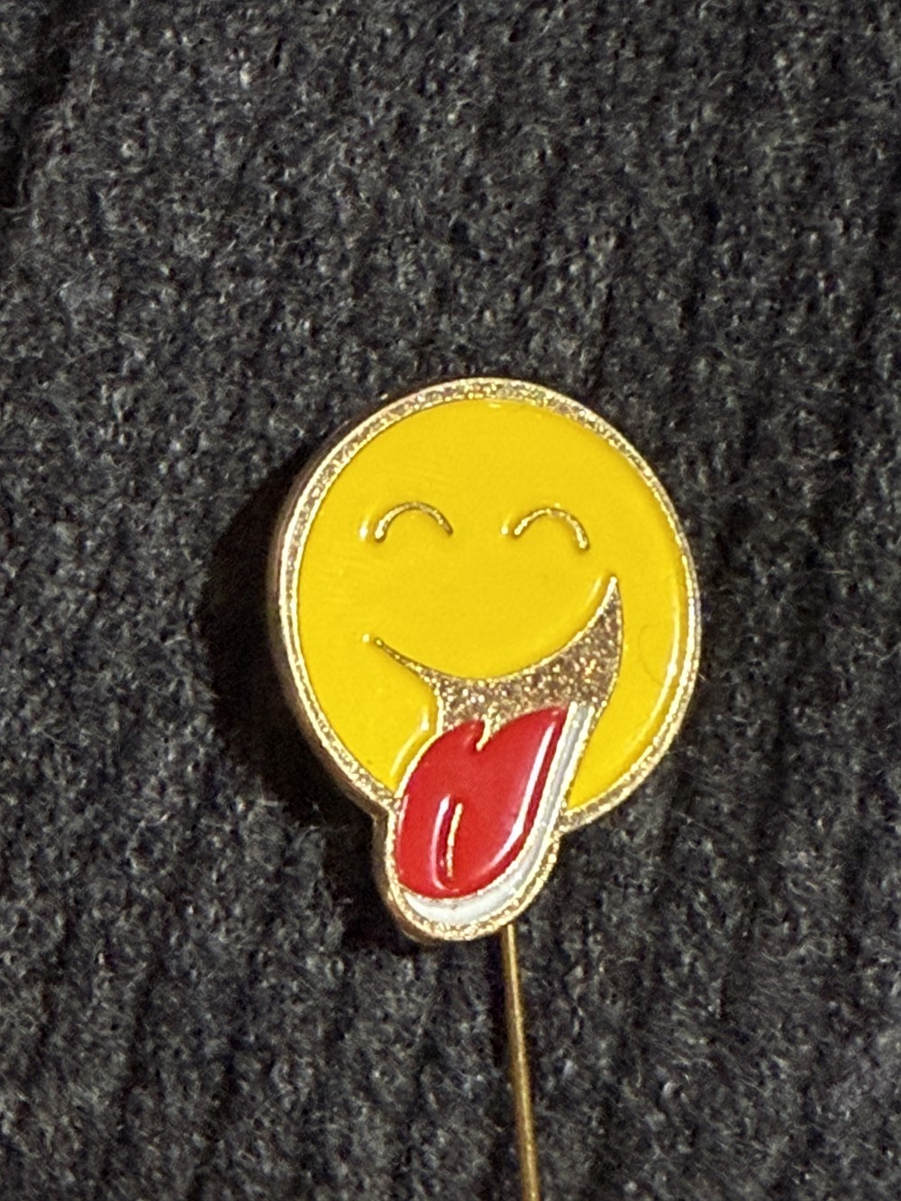 Hat Pin / Scarf Pin - Yellow Emoji with Tongue Out, Lapel Pin, Hat Pins