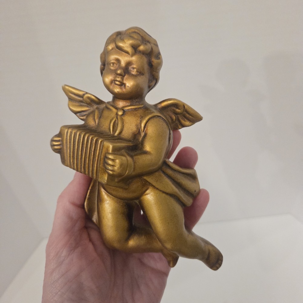 Set of 2 VTG Norcrest Cherub Wall Plaques