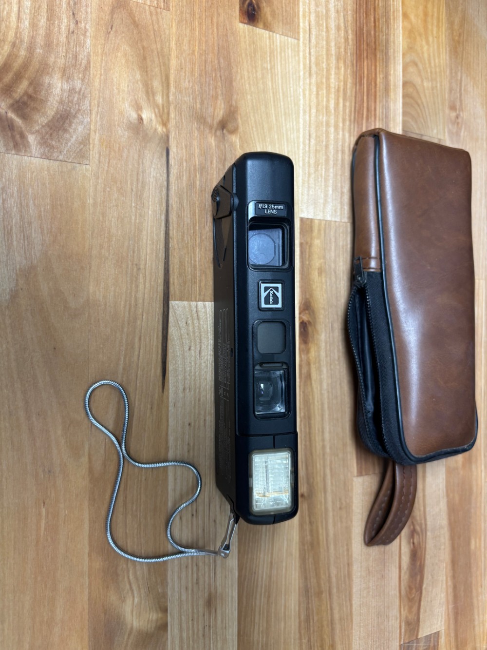 Kodak Ektramax 110 Film Camera with Leather Case