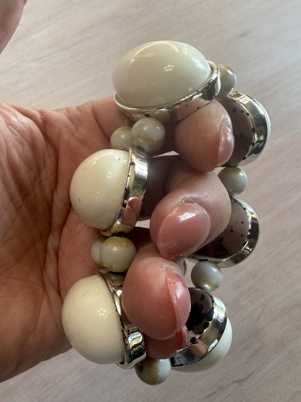 Vintage Chunky Bracelet - Large White Ovals