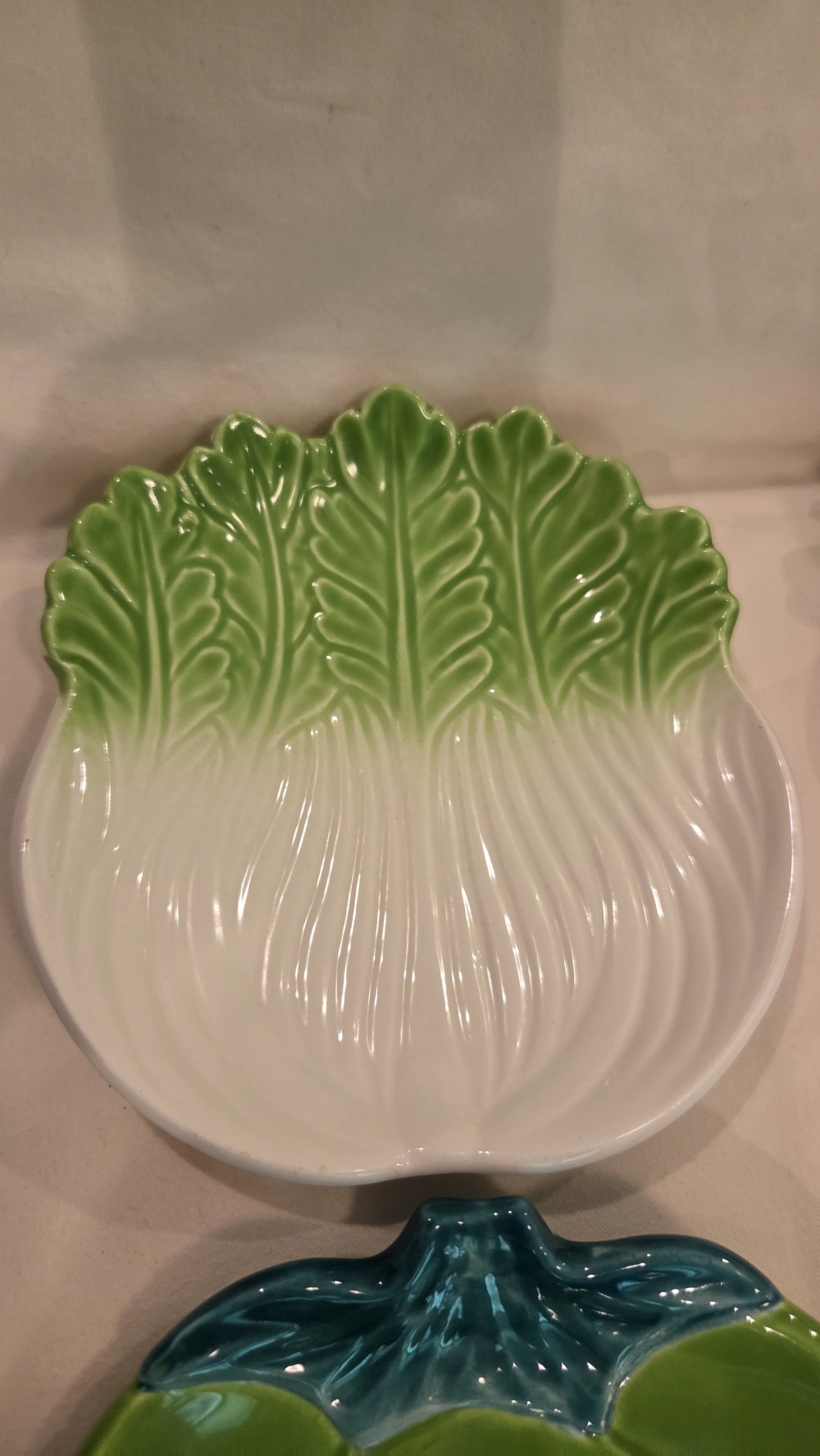 KP-379 4 vtg ceramic veggie plates