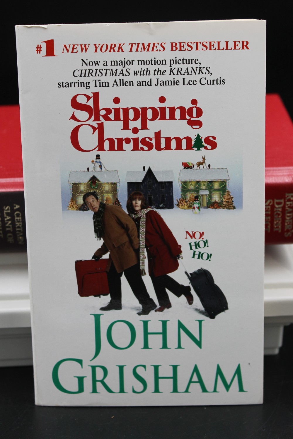 Paperback SKIPPING CHRISTMAS by John Grisham