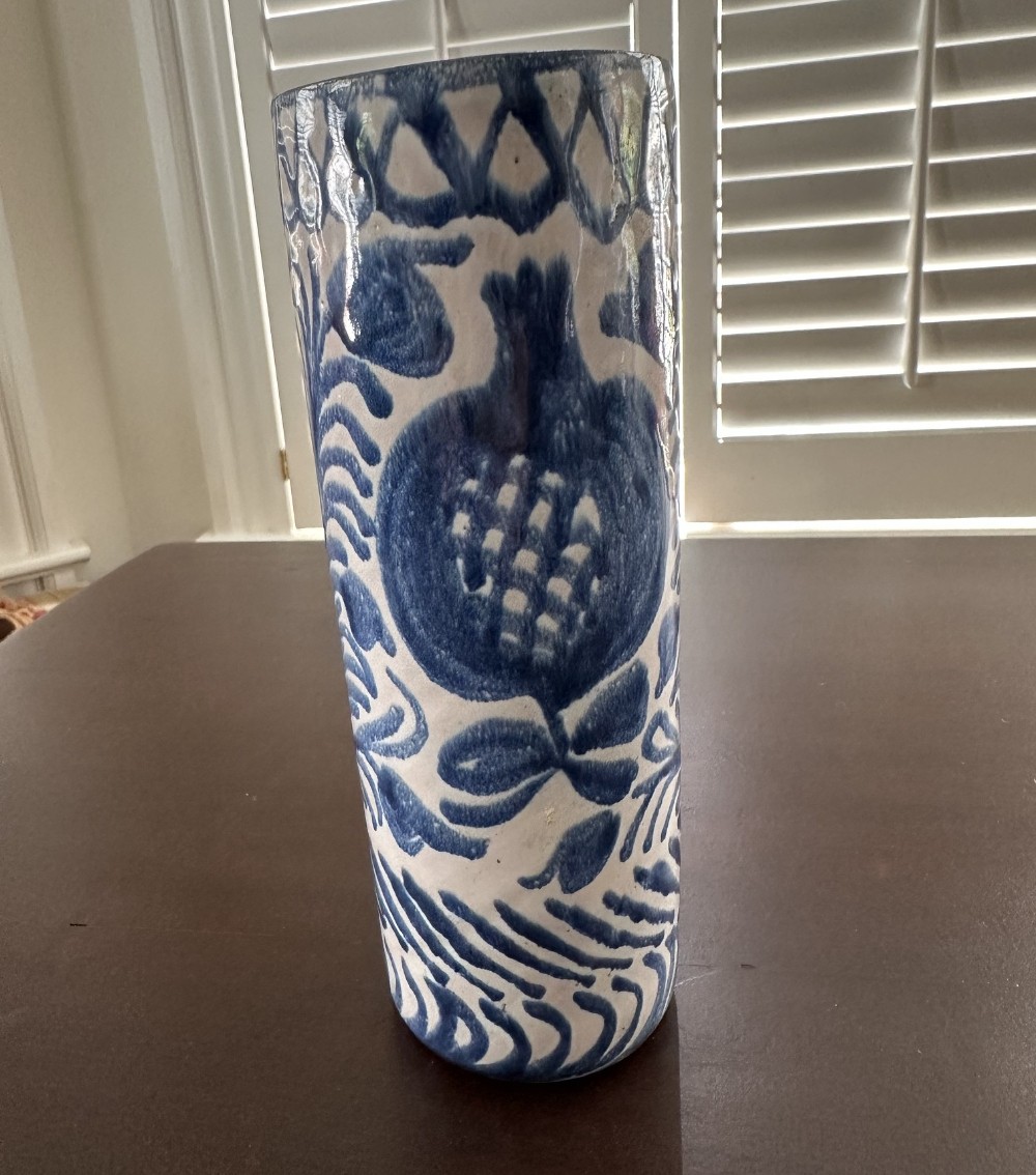 Vtg Talavera Blue and White Pottery Cylinder Vase with Bird and Flower