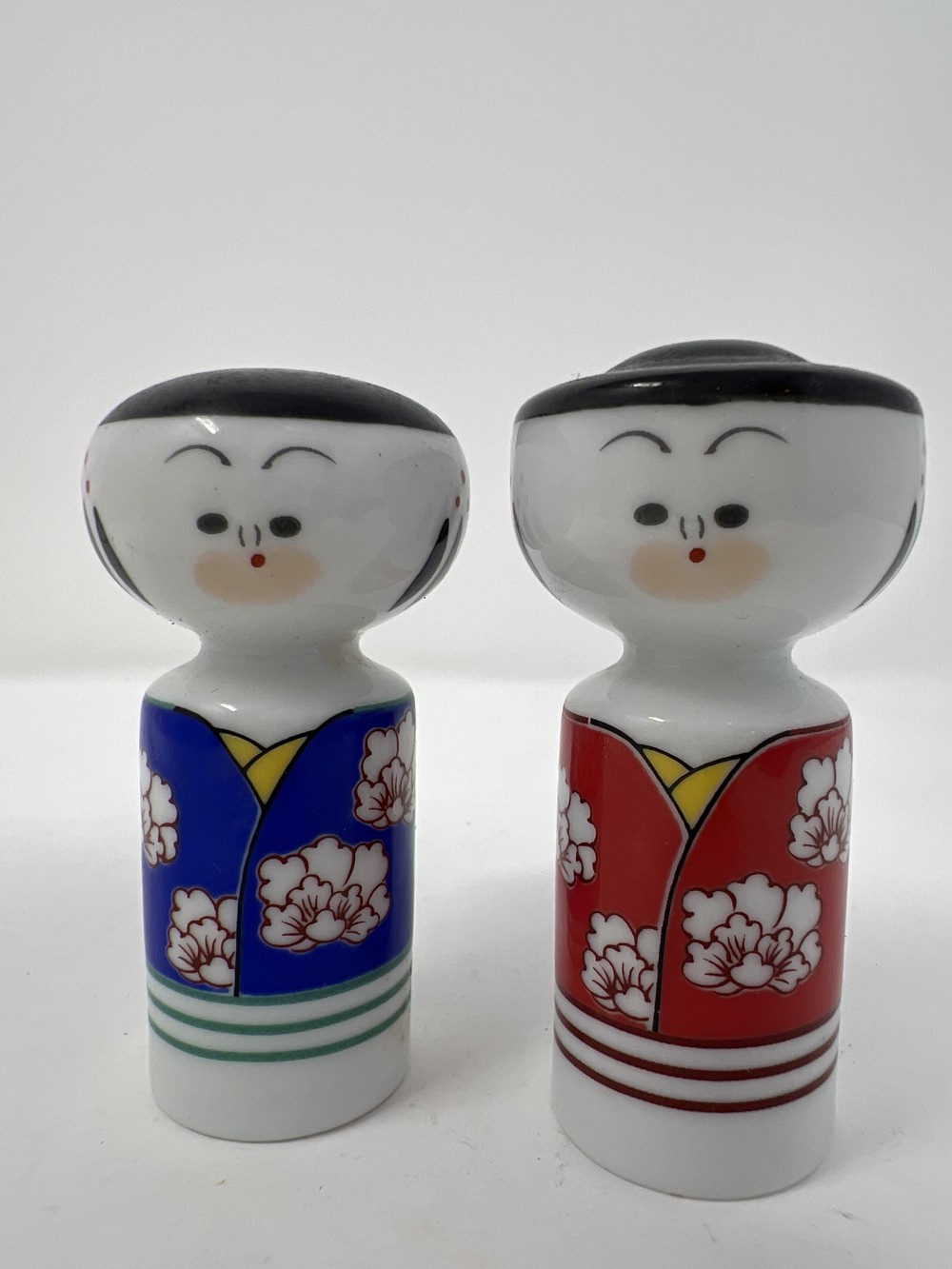 Vtg Japanese Porcelain Kokeshi Doll S&P