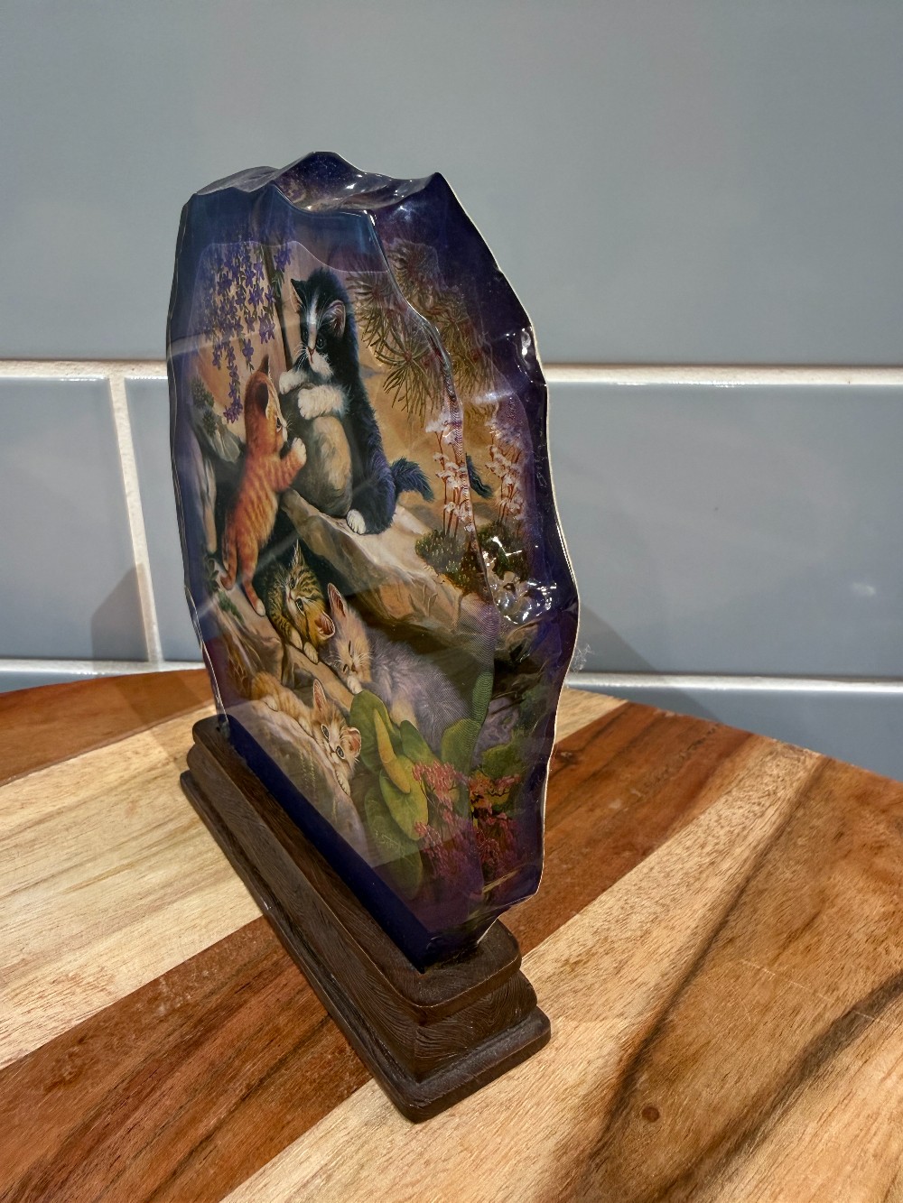 Vtg. Resin Bradford Exchange Plaque
