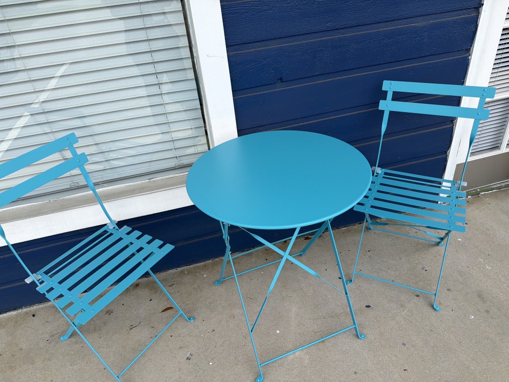 Aqua New patio table and chairs adorable!