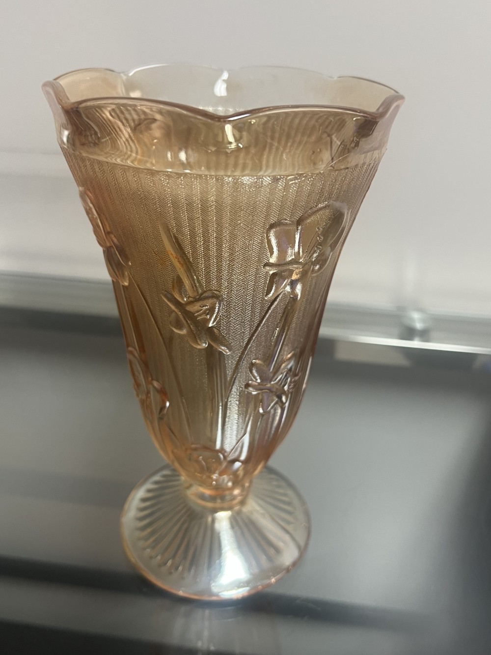 jeannette Glass Iris Herringbone Vase