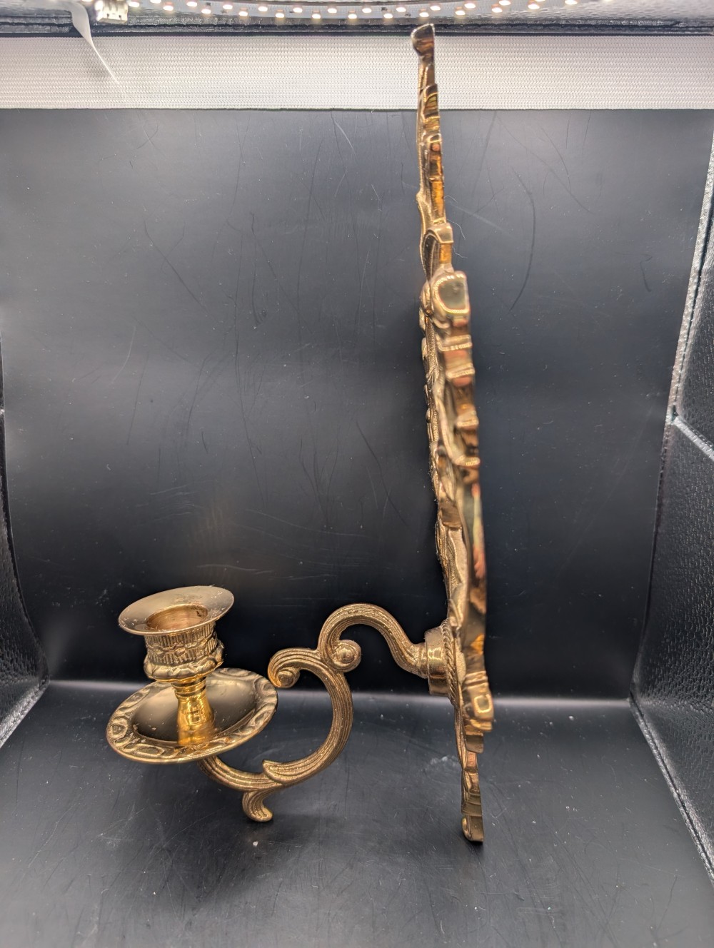 Vintage Hollywood Regency Brass wall sconces s/2