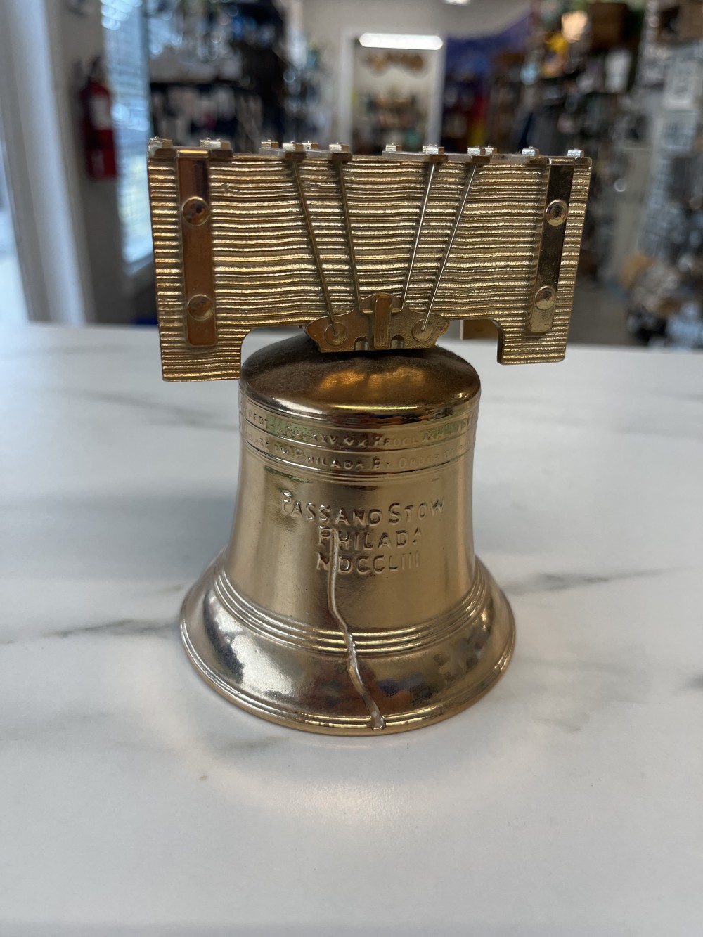 Vtg Avon Liberty Bell decanter