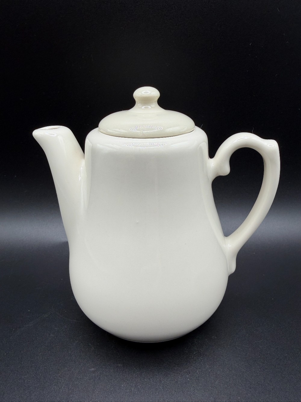 Vintage 2006 Homer Laughlin Seville 17oz Ivory China Teapot - Made in USA