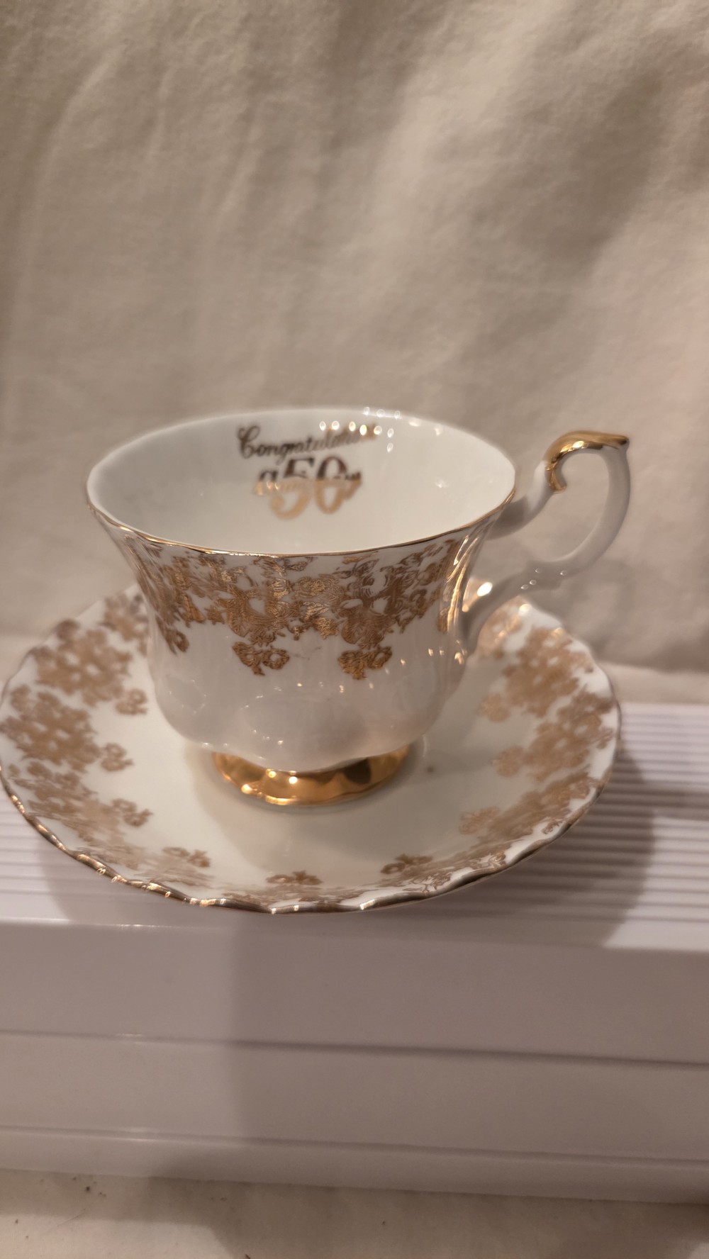 KP-1792 Royal Albert Cup & Saucer