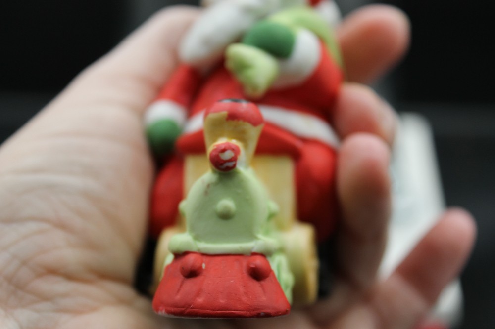 Vtg bisque ceramic Santa on train figurine AS IS
