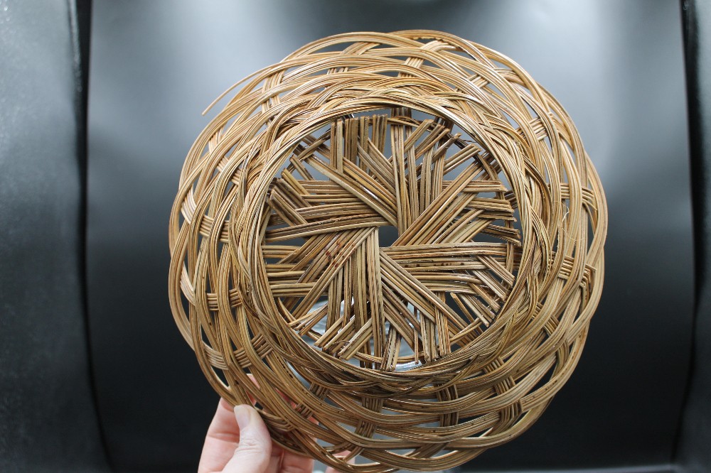 Shallow basket medium brown