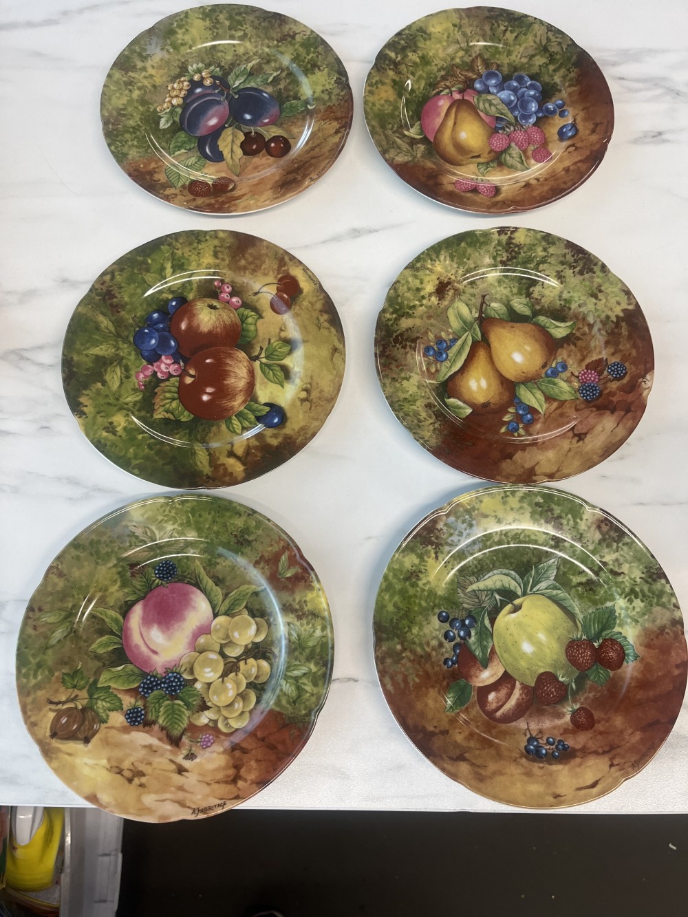 Set 6Limoges dessert plates with fruit