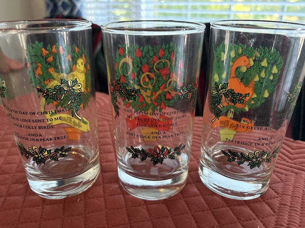 12 Days of Christmas Anchor Hocking Vintage Glass Set - Set of 12 12oz Glasses