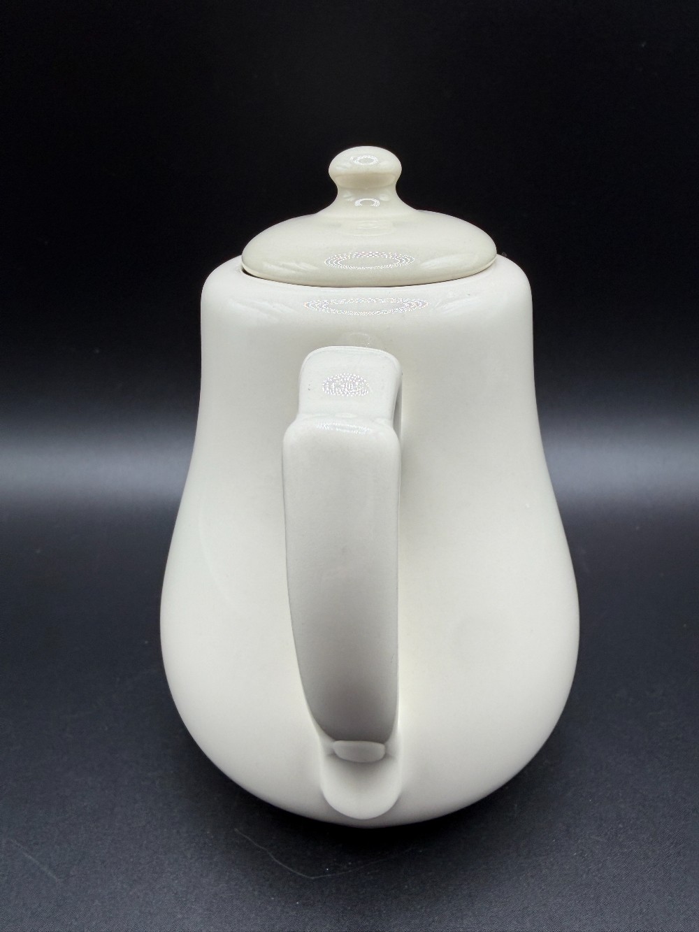 Vintage 2006 Homer Laughlin Seville 17oz Ivory China Teapot - Made in USA