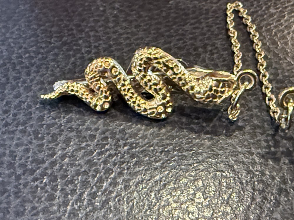 Sweater clips - Serpents, Snakes in Gold, Cloak Clips, Dress Clips