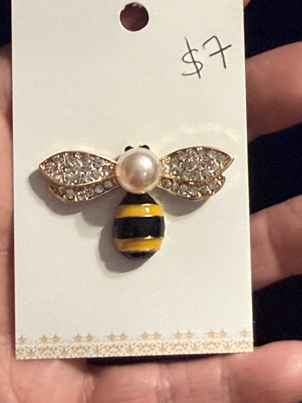 Brooch Pin-Bee w Pearl Center and Rhinestone Wings
