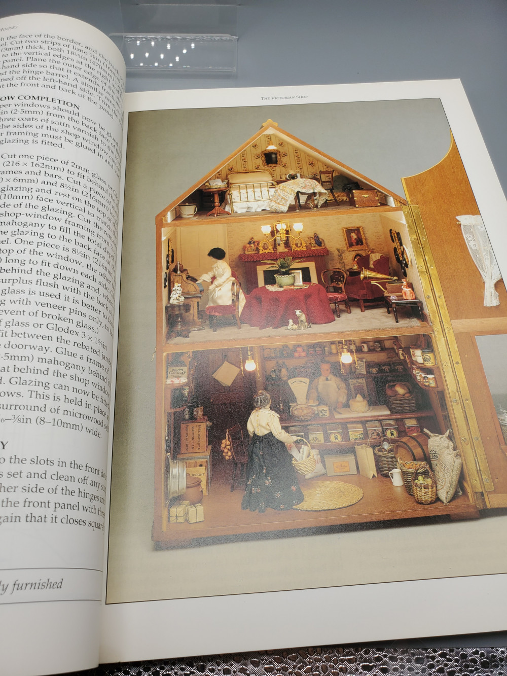 Making Dolls' Houses In 1/12 Scale 1998