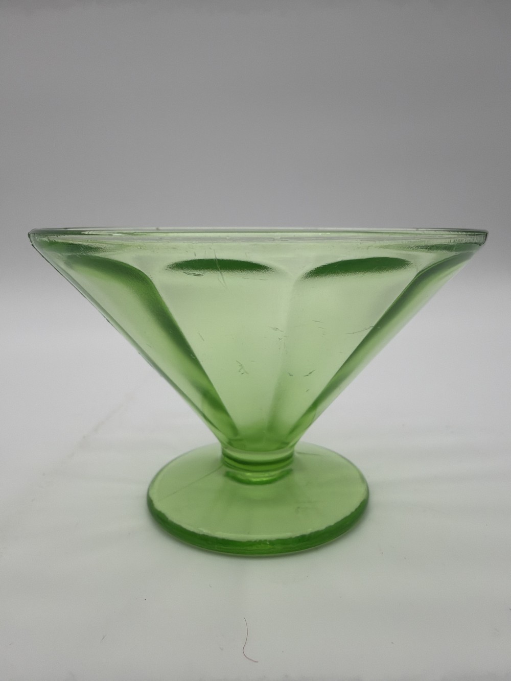 Vintage Federal Uranium Glass Sherbet Dish