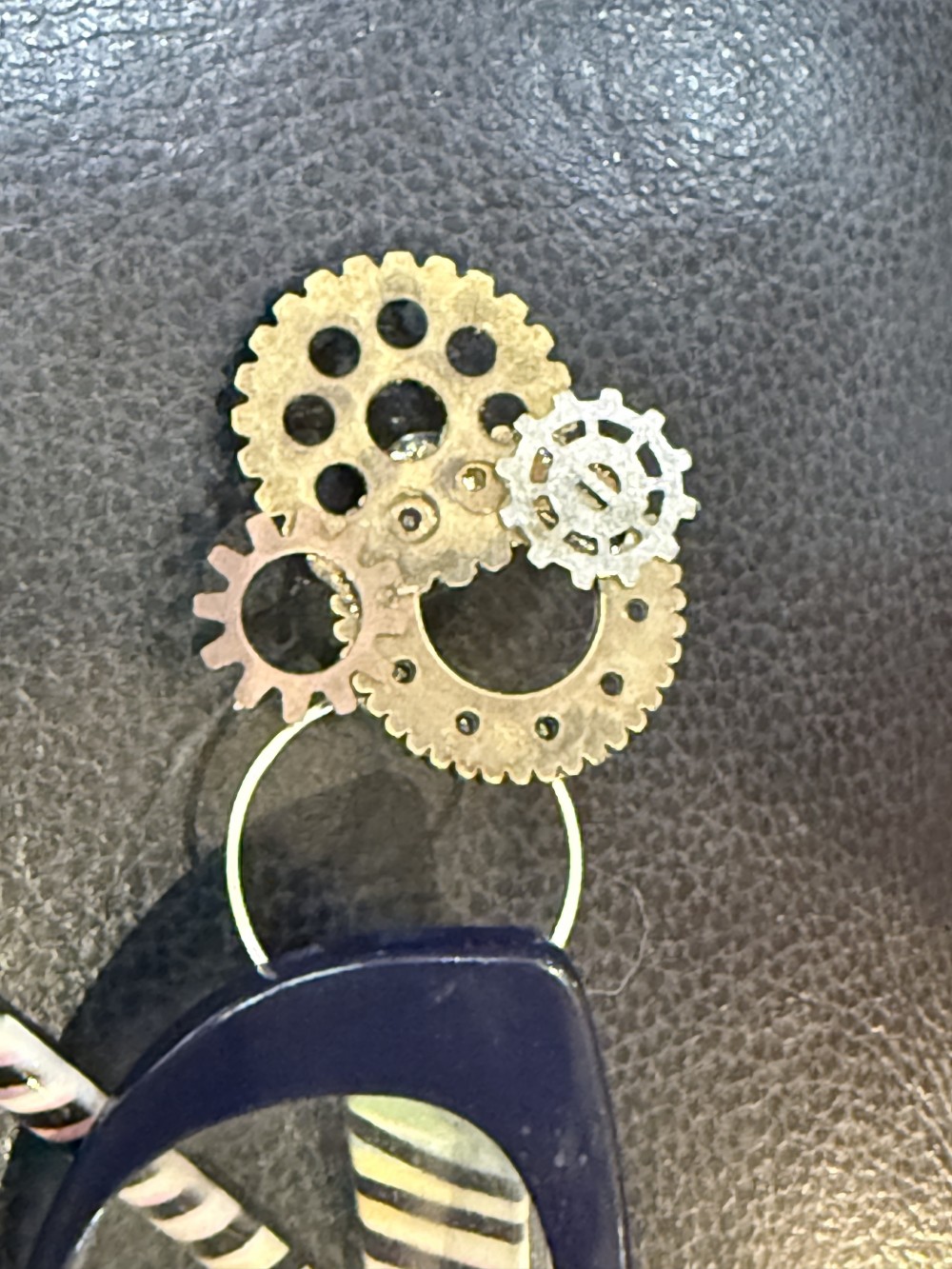 Eyeglass or ID Badge Holder Pin - SteamPunk Gears