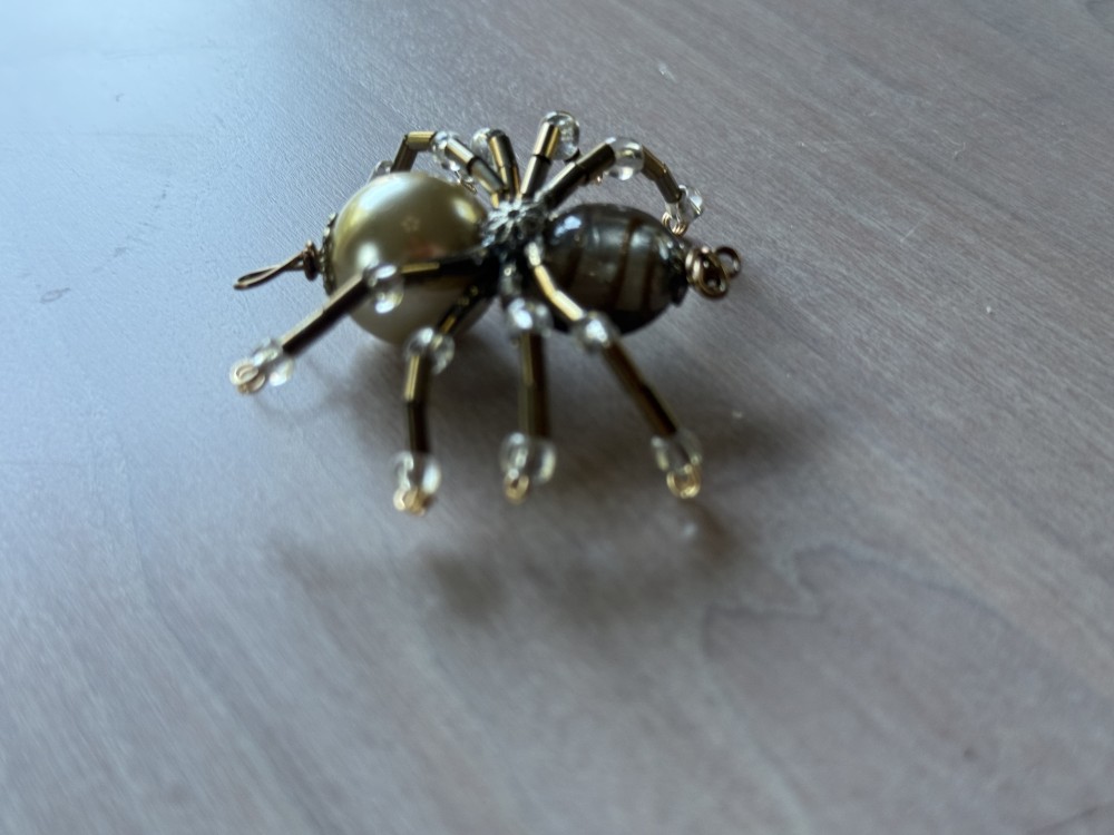 Ornament - Spider M Bronze & Cream Pearl Gold Accents