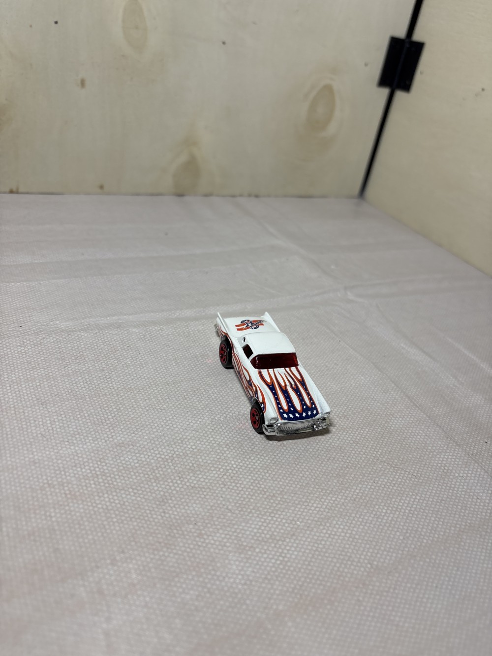 Hot Wheels 1977 - 57 T Bird Stars & Stripes - Pre owned As Is