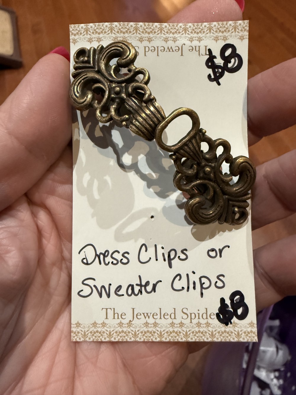 Sweater Clip, Cloak Clip, Dress Clip: Long Loops