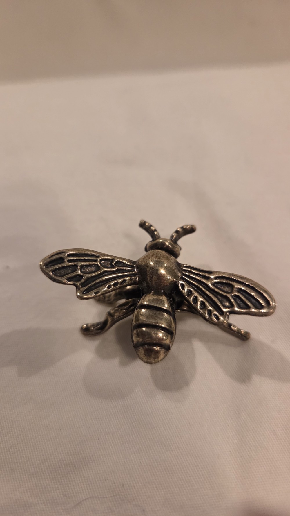 DO-1836 miniature brass bee