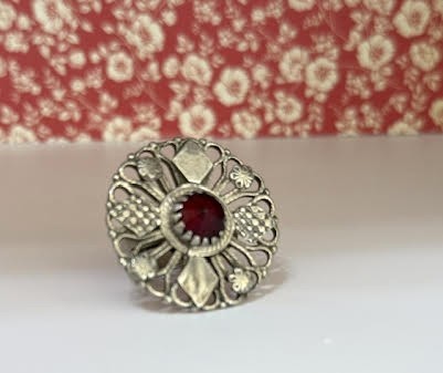 Vintage Bohimian Ornate Red Center Silver Large Ring