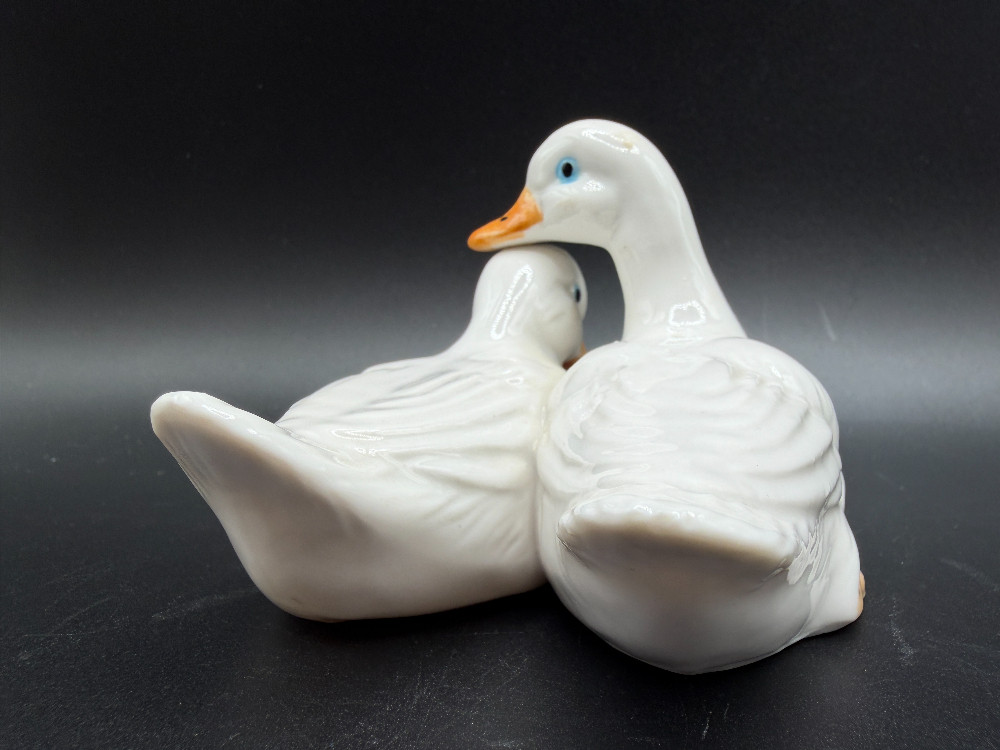 White Ceramic Duck Couple Vintage Figurine – Retro Country Kitchen Cottagecore Decor