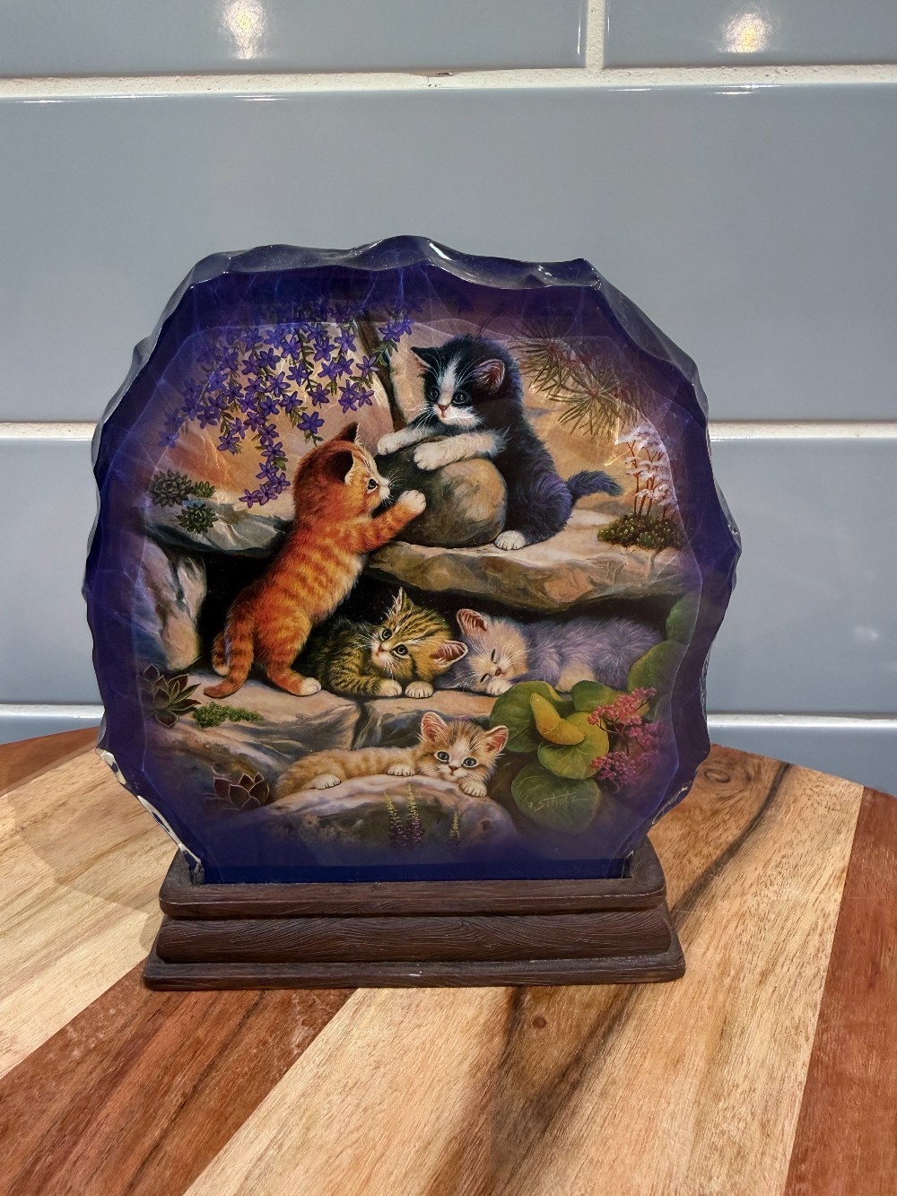 Vtg. Resin Bradford Exchange Plaque