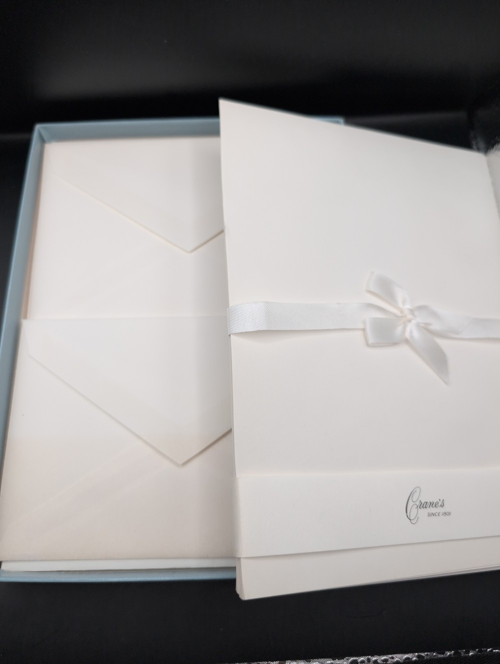 Crane's stationery set in box, 16 envelopes + paper