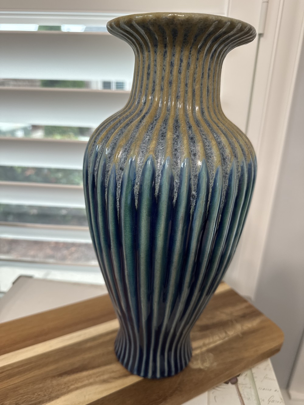 CERAMIC VASE,  RIBBED IN SHADES OF BLUE & OCHRE
