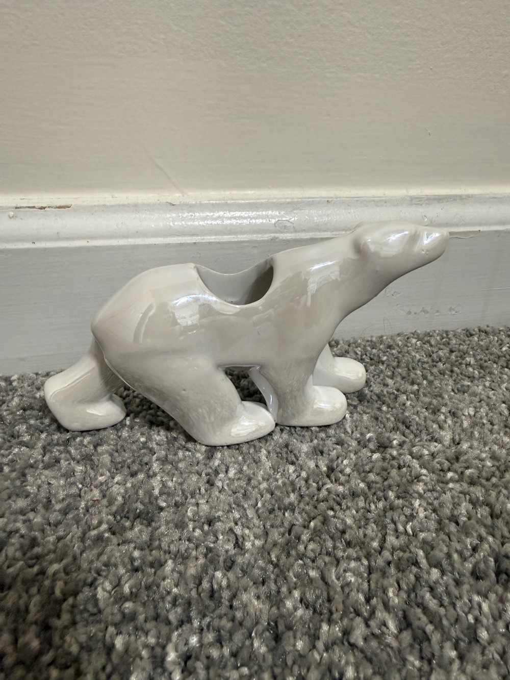 Porcelain polar bear planter
