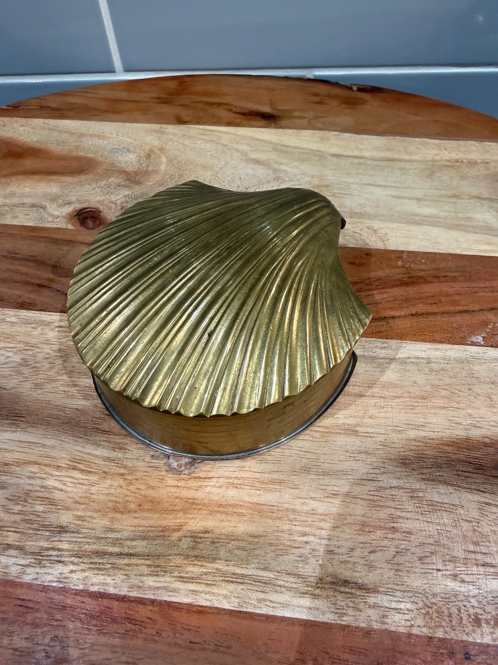 Vintage Hinged Brass Clamshell Trinket Box